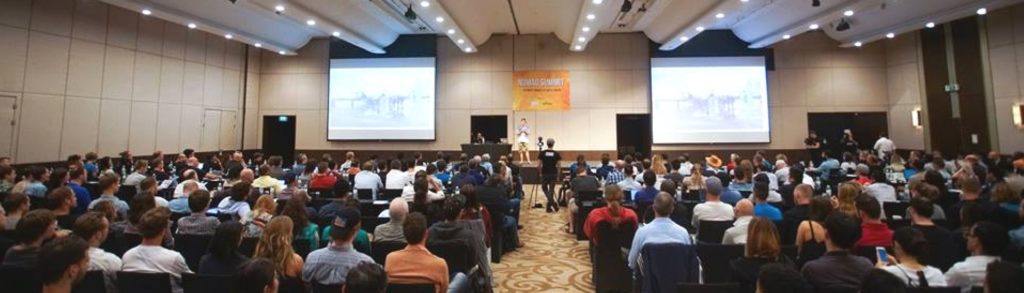 400 nomád egy teremben, avagy milyen volt a Nomad Summit?